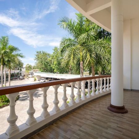 Phu Quoc Hotel Exterior photo