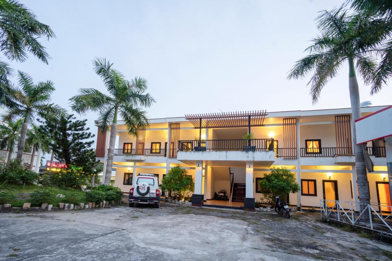 Phu Quoc Hotel Exterior photo