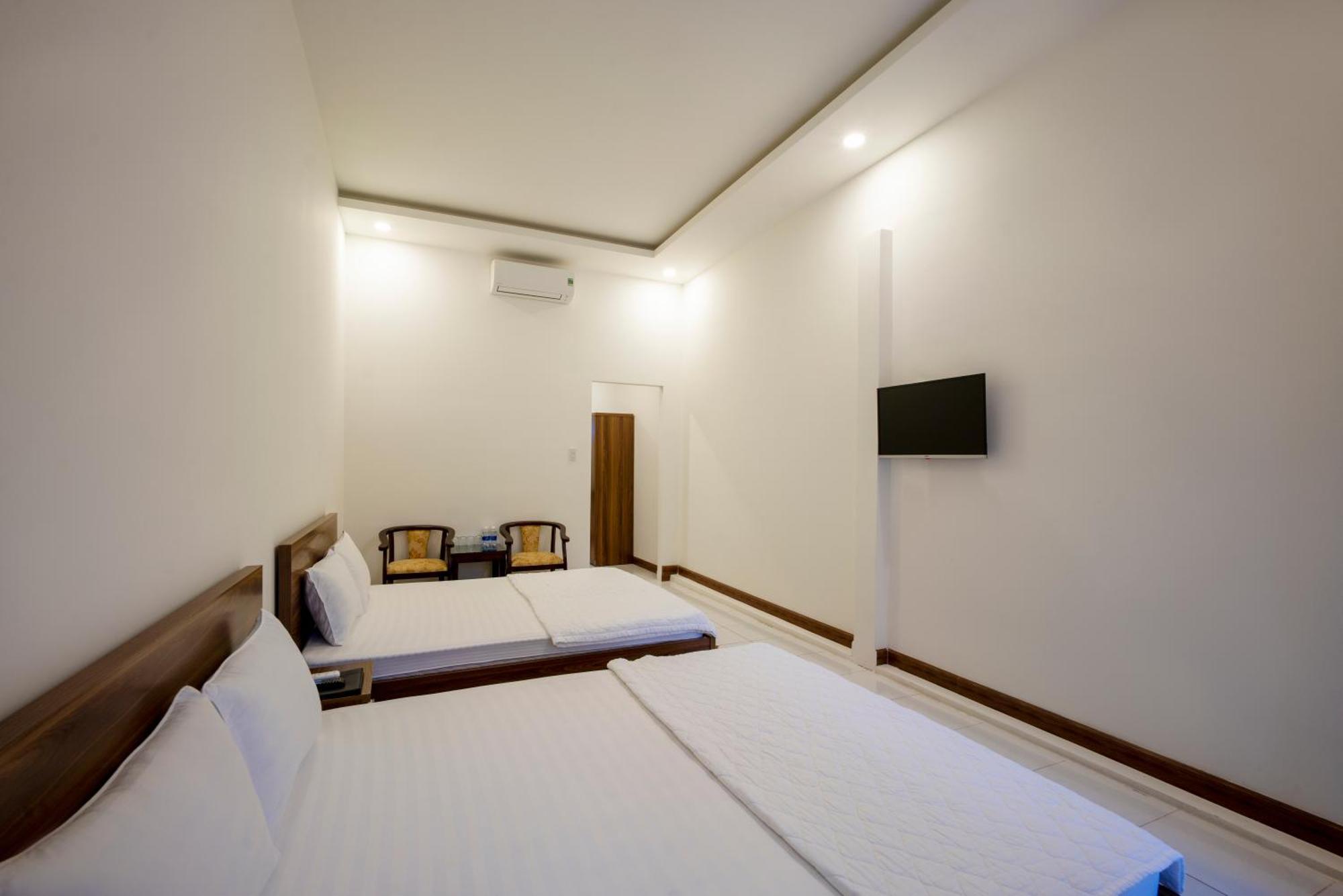 Phu Quoc Hotel Room photo